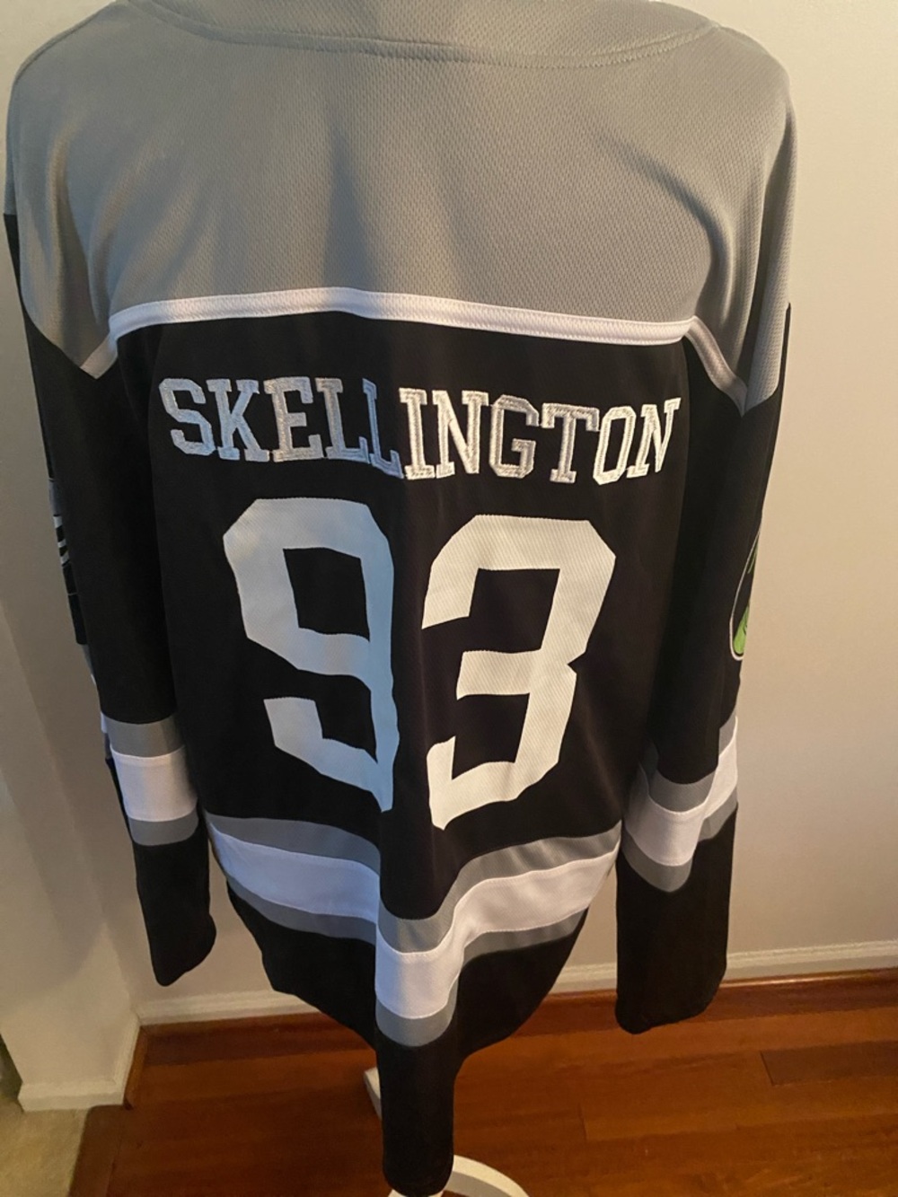 Disney nightmare before Christmas NWT jersy XL - Picture 5 of 7